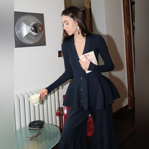 V-Neck Ruffle Button Cardigan Commense NWT SIZE M CC21 (5) - Picture 5 of 7